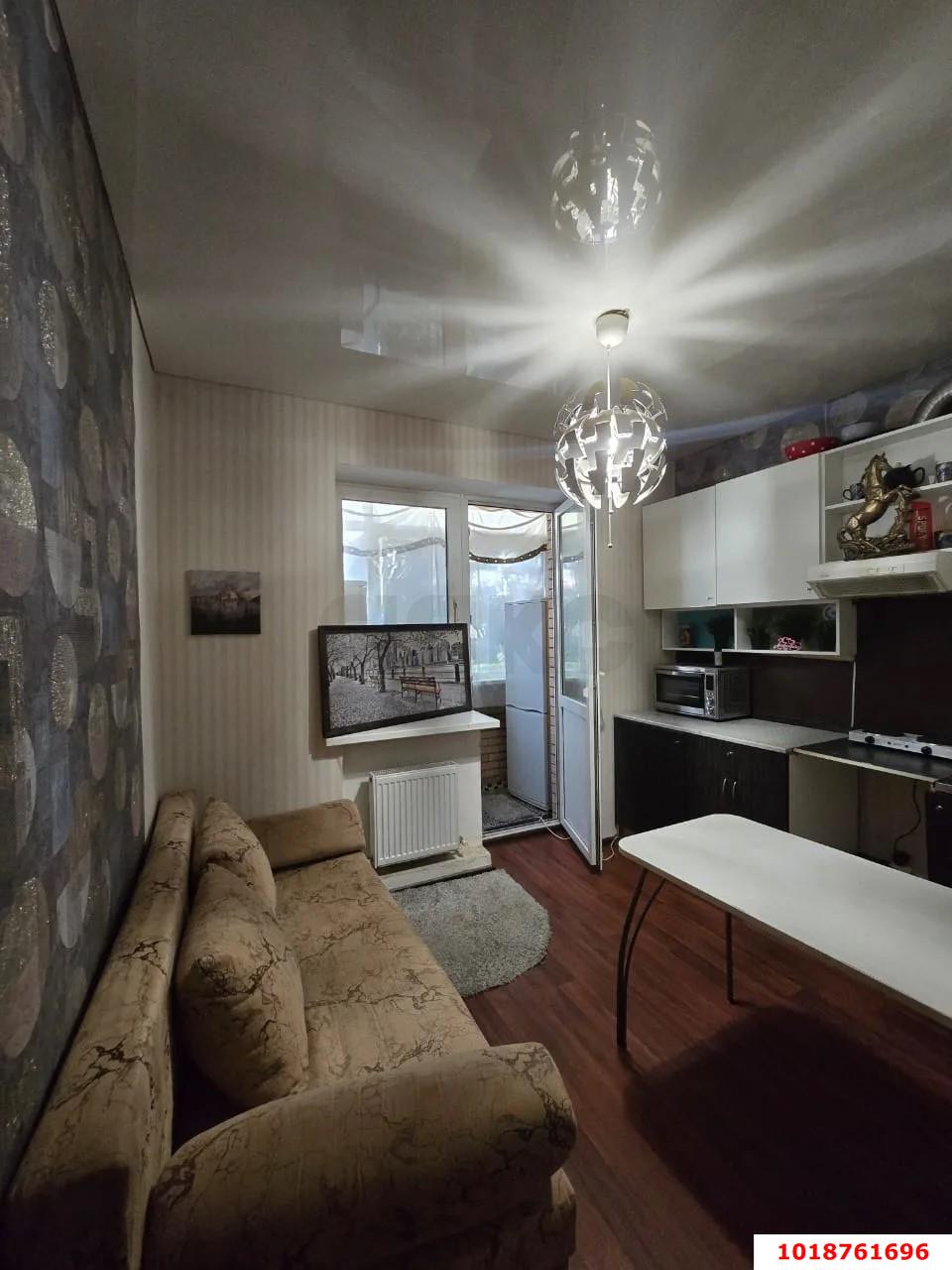Фото №3: 1-комнатная квартира 40&nbsp;м², 1/6&nbsp;эт. - Краснодар, Прикубанский внутригородской округ, ЖК Лучезарный, мкр. Музыкальный, ул. имени Сергея Есенина, 133