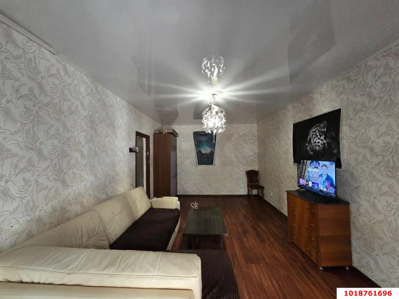 Фото №2: 1-комнатная квартира 40&nbsp;м², 1/6&nbsp;эт. - Краснодар, Прикубанский внутригородской округ, ЖК Лучезарный, мкр. Музыкальный, ул. имени Сергея Есенина, 133
