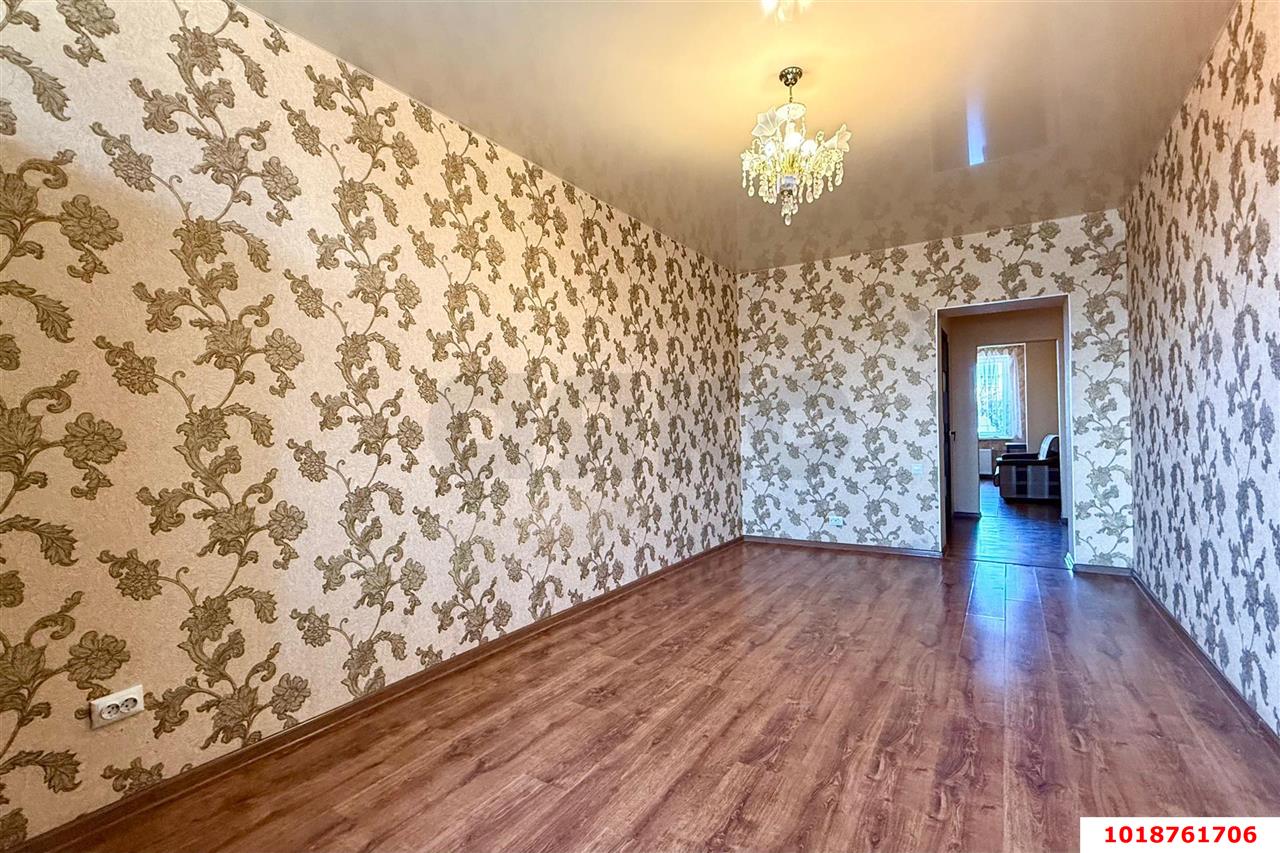 Фото №7: 1-комнатная квартира 48&nbsp;м², 6/6&nbsp;эт. - Краснодар, Карасунский внутригородской округ, мкр. Черёмушки, ул. Селезнёва, 4/6