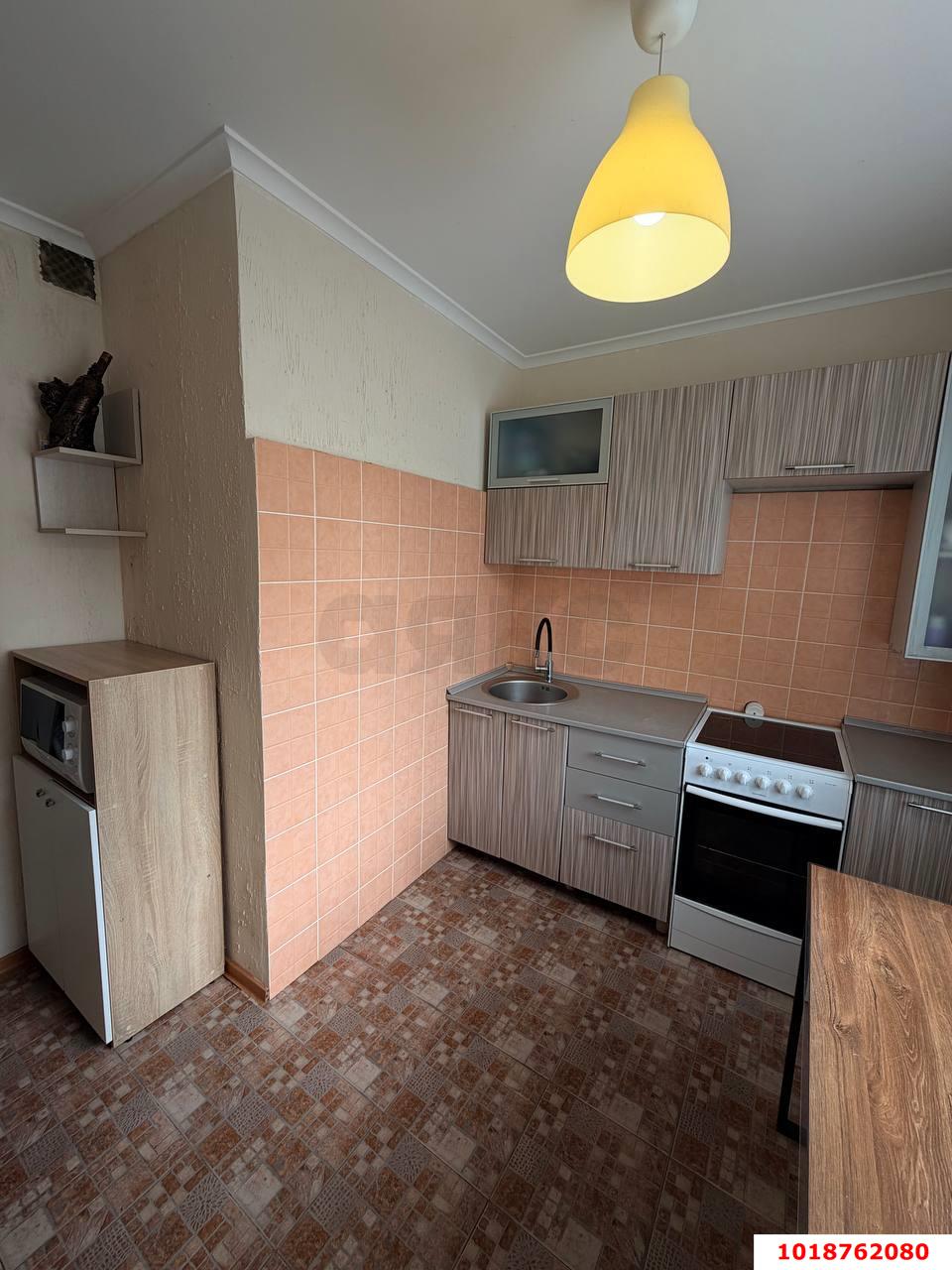 Фото №3: 1-комнатная квартира 37&nbsp;м², 3/12&nbsp;эт. - Краснодар, Западный внутригородской округ, мкр. Юбилейный, б-р Платановый, 19/1