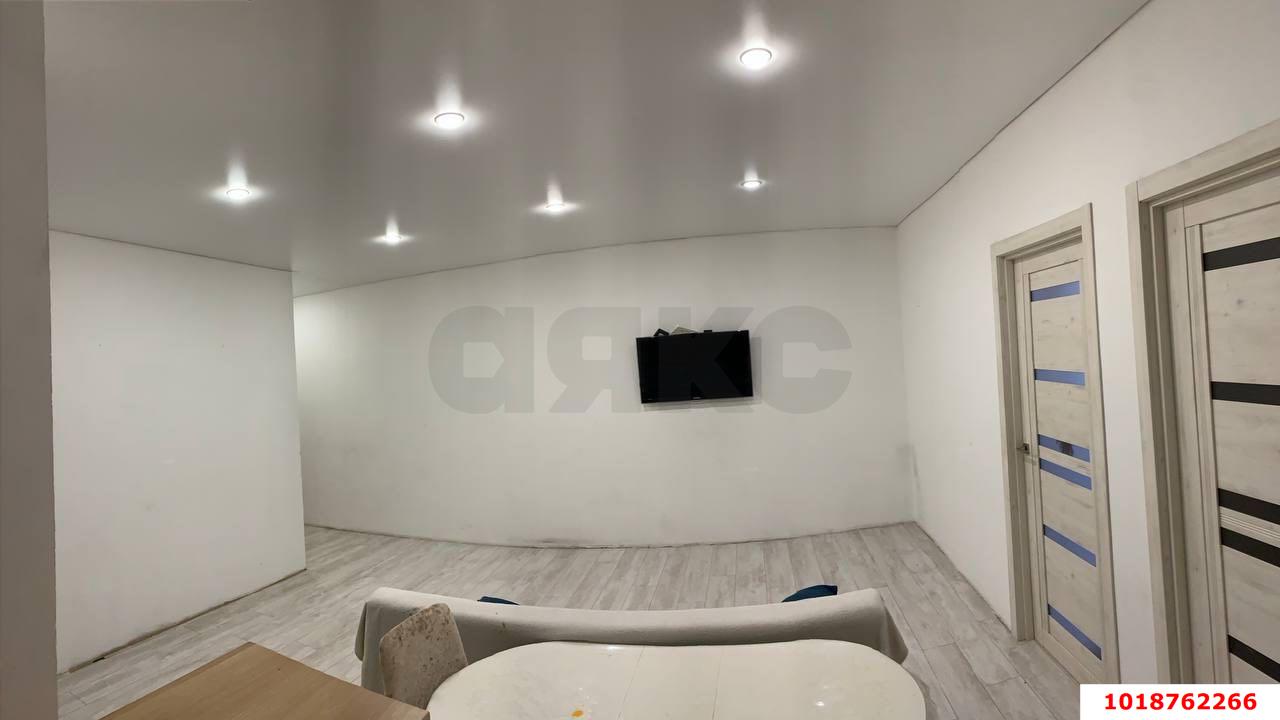 Фото №3: 3-комнатная квартира 70&nbsp;м², 14/16&nbsp;эт. - Краснодар, Карасунский внутригородской округ, Участок № 35, мкр. ЖК Грин Парк, ул. Дмитрия Благоева, 29к2