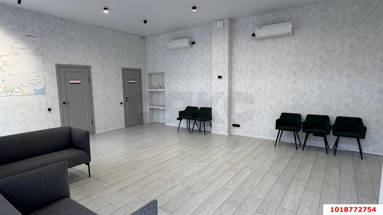 Фото №13: Торговое помещение 30&nbsp;м², 1/1&nbsp;эт. - Краснодар, мкр. Прикубанский внутригородской округ, ул. Лётчика Позднякова, 2сА