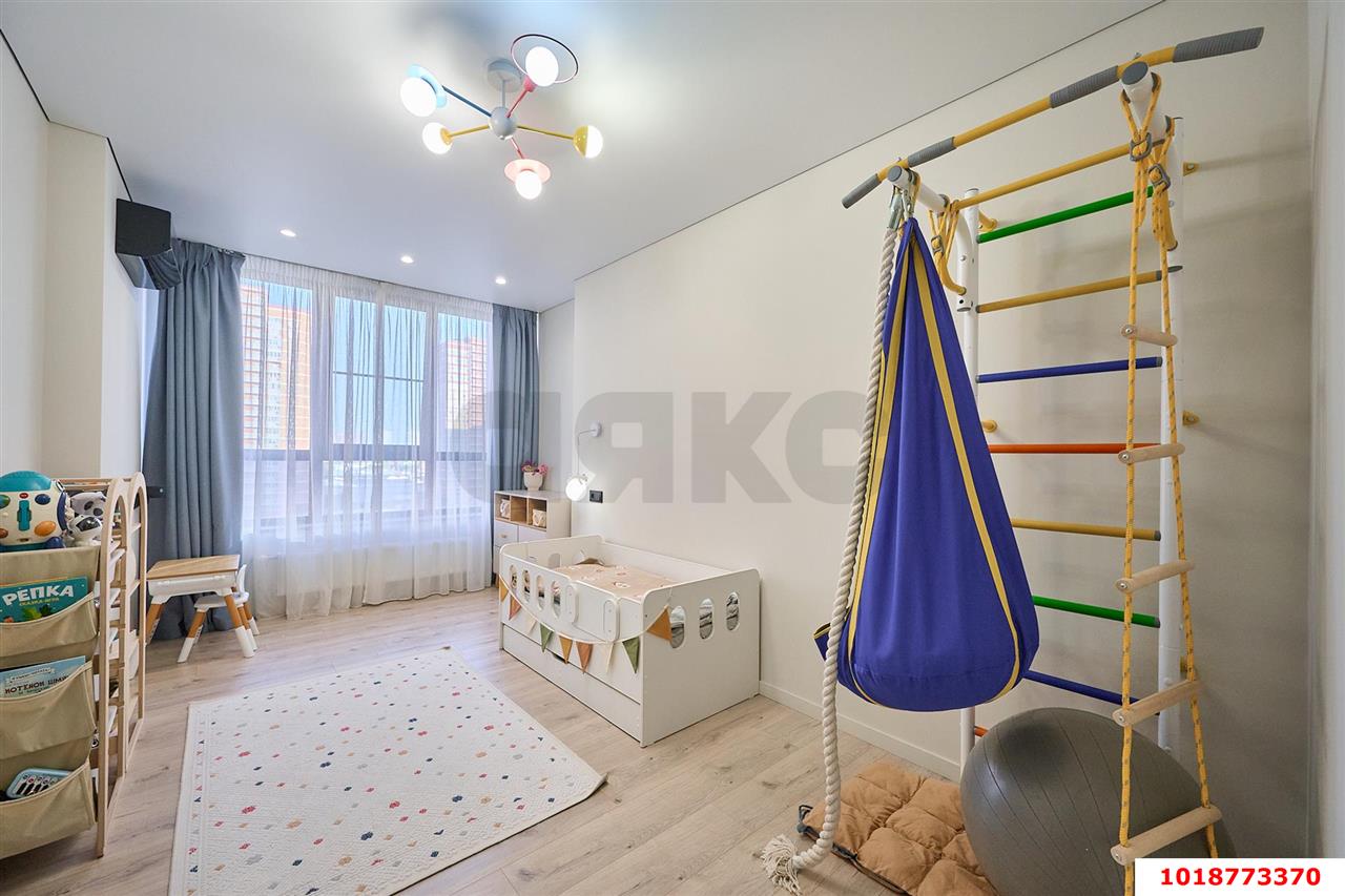 Фото №17: 3-комнатная квартира 90&nbsp;м², 7/24&nbsp;эт. - Краснодар, Западный внутригородской округ, Фестивальный, мкр. ЖК Тургенев, ул. Дальняя, 8к2