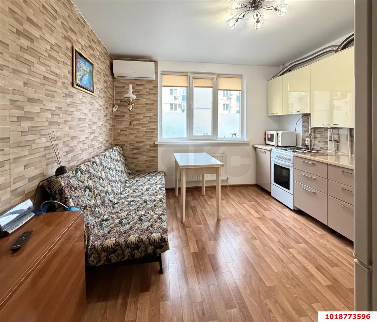 Фото №1: 1-комнатная квартира 42&nbsp;м², 1/9&nbsp;эт. - Яблоновский, мкр. ЖК Солнечный, ул. Солнечная, 57к3