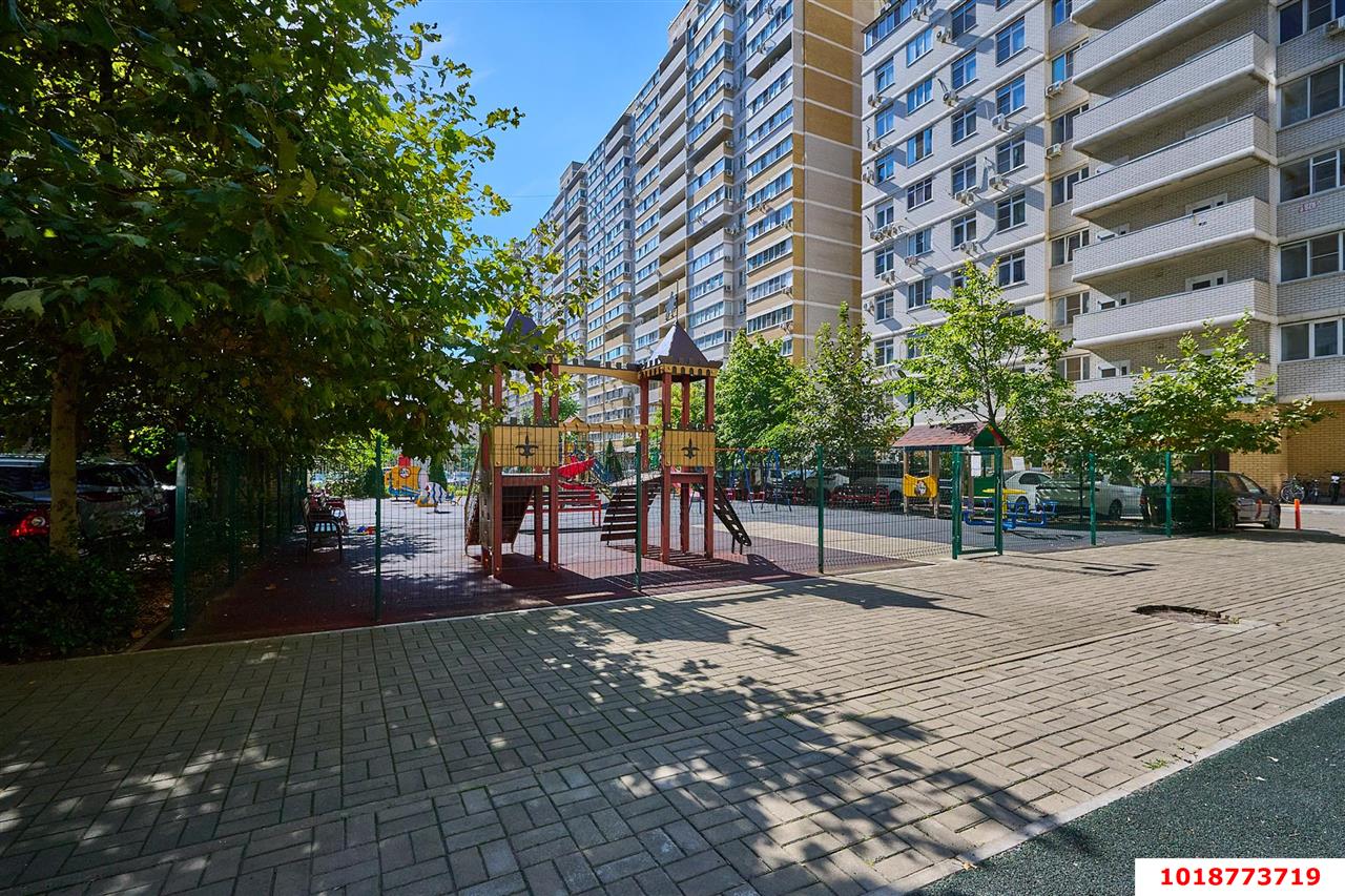 Фото №12: 1-комнатная квартира 41&nbsp;м², 4/16&nbsp;эт. - Краснодар, Карасунский внутригородской округ, Черёмушки, мкр. ЖК Новые Черёмушки, ул. Селезнёва, 4/4к2