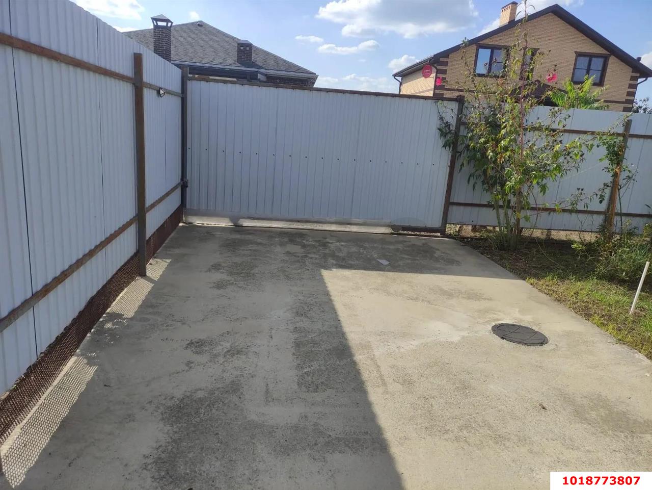 Фото №5: Дом 112&nbsp;м² + 4.5&nbsp;сот., 2&nbsp;эт. - Новотитаровская, п. коттеджный  Новотитаровка, ул. Ягоднинская