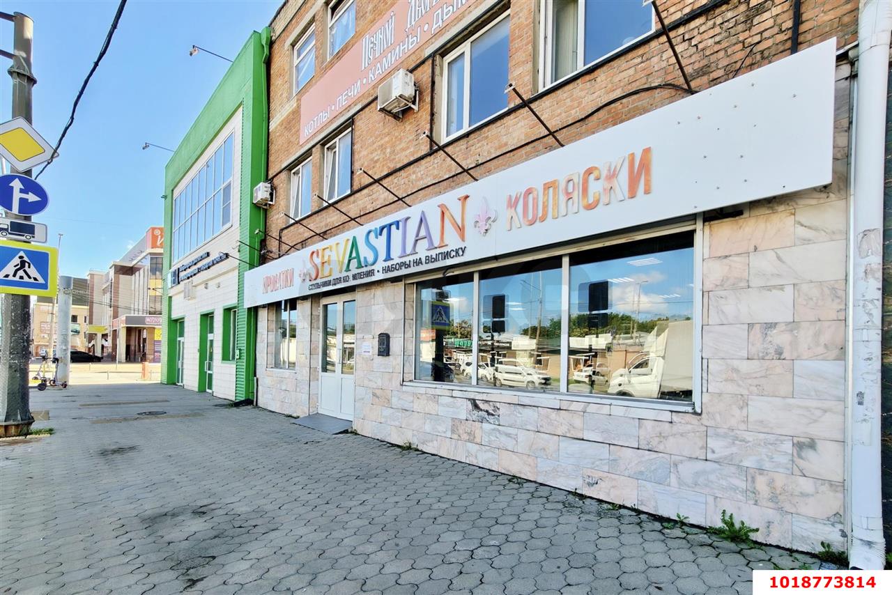 Фото №2: Торговое помещение 350&nbsp;м², 1/1&nbsp;эт. - Краснодар, Карасунский внутригородской округ, мкр. Хлопчато-бумажный Комбинат, ул. Уральская, 122/1