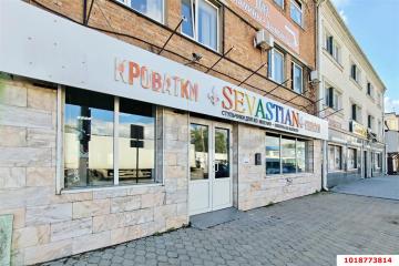 Фото №1: Торговое помещение 350 м², 1/1 эт. - Краснодар, мкр. Хлопчато-бумажный Комбинат, ул. Уральская, 122/1