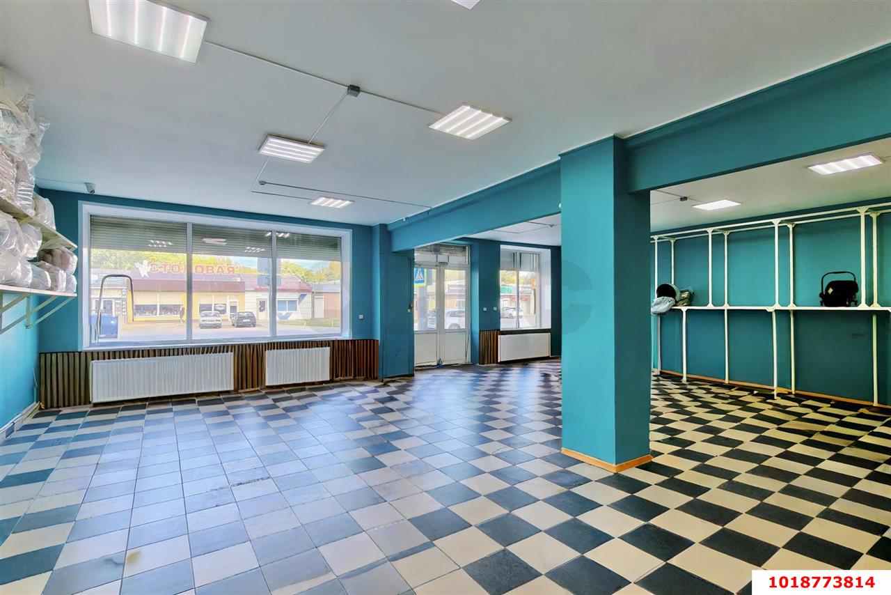 Фото №5: Торговое помещение 350&nbsp;м², 1/1&nbsp;эт. - Краснодар, Карасунский внутригородской округ, мкр. Хлопчато-бумажный Комбинат, ул. Уральская, 122/1