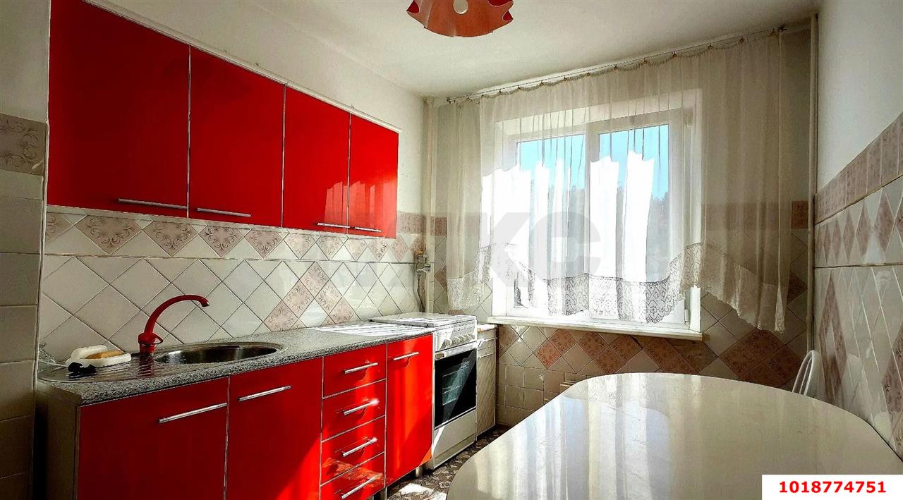 Фото №2: 2-комнатная квартира 52&nbsp;м², 3/9&nbsp;эт. - Краснодар, Карасунский внутригородской округ, мкр. Комсомольский, ул. Уральская, 196/4