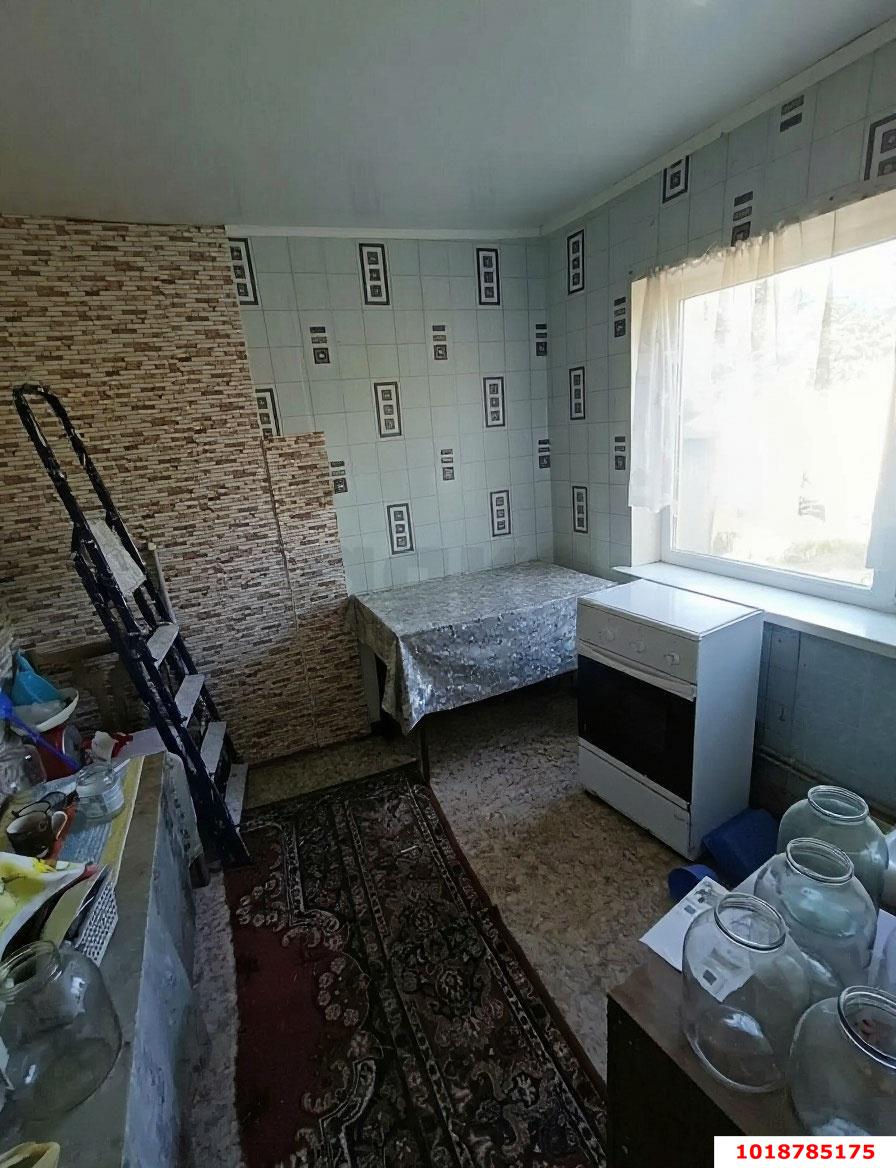 Фото №6: 1-комнатная квартира 34&nbsp;м², 1/1&nbsp;эт. - Краснодар, Прикубанский внутригородской округ, мкр. жилая зона Отделение № 1 ОПХ КНИИСХ, ул. Цветная, 6