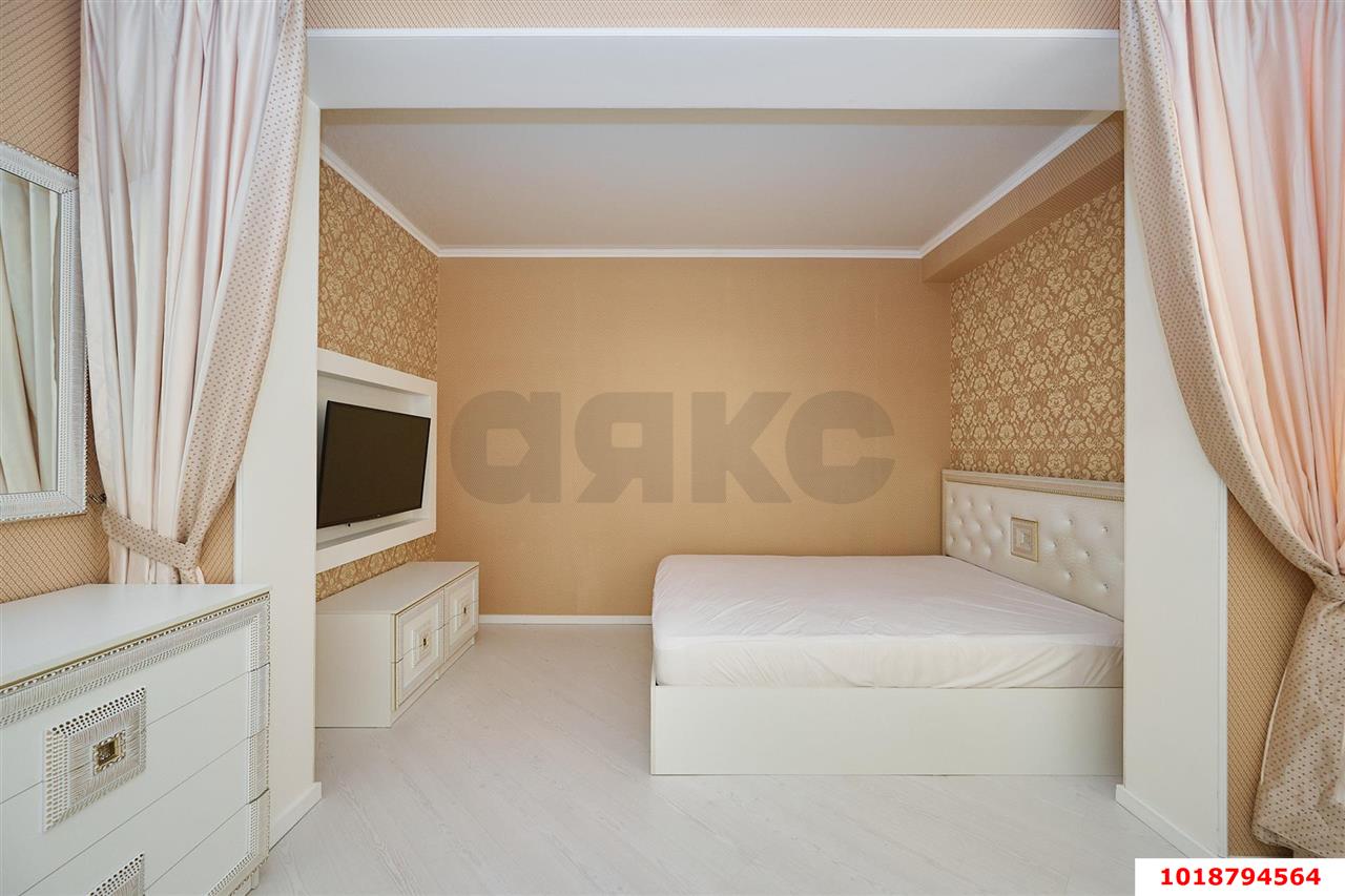 Фото №7: 1-комнатная квартира 59&nbsp;м², 4/22&nbsp;эт. - Краснодар, Западный внутригородской округ, ЖК Центральный, мкр. Центральный, ул. Будённого, 129