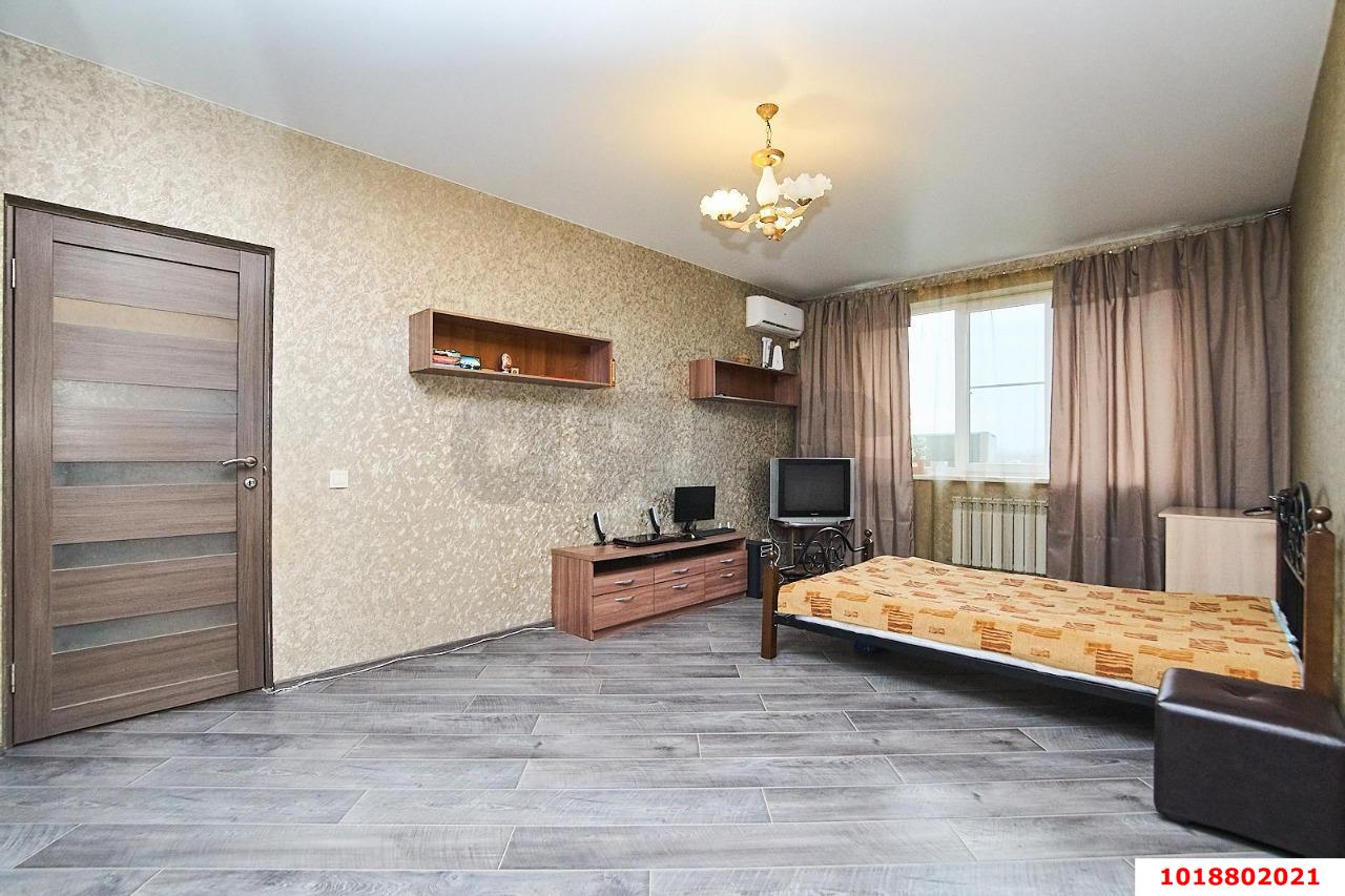 Фото №3: 1-комнатная квартира 41&nbsp;м², 5/5&nbsp;эт. - Краснодар, Прикубанский внутригородской округ, Калинино, мкр. Завод Радиоизмерительных Приборов, ул. Павловская, 1/10/1
