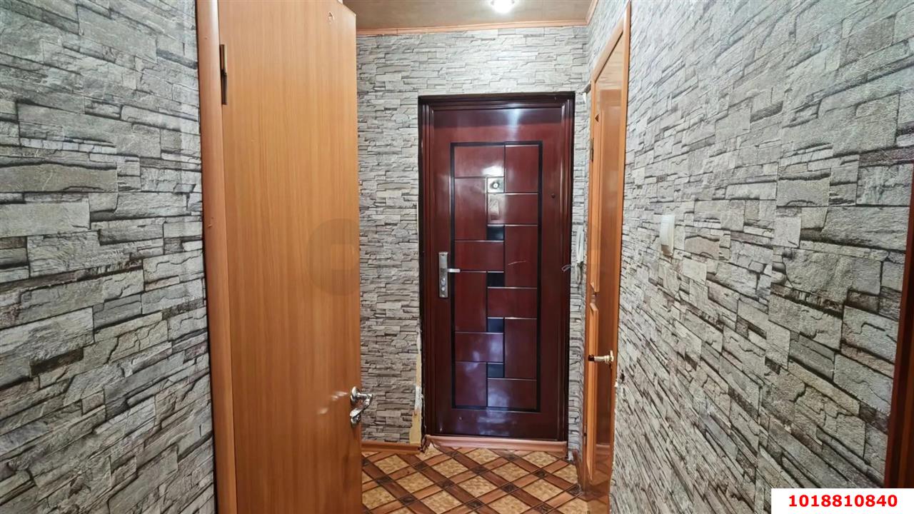 Фото №8: 1-комнатная квартира 30&nbsp;м², 2/5&nbsp;эт. - Краснодар, Карасунский внутригородской округ, мкр. Комсомольский, ул. Симферопольская, 34