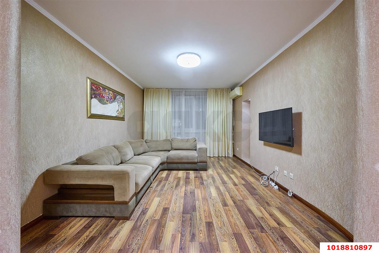 Фото №8: 2-комнатная квартира 78&nbsp;м², 10/18&nbsp;эт. - Краснодар, Прикубанский внутригородской округ, мкр. Фестивальный, ул. Гагарина, 232