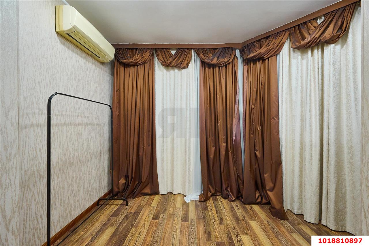 Фото №16: 2-комнатная квартира 78&nbsp;м², 10/18&nbsp;эт. - Краснодар, Прикубанский внутригородской округ, мкр. Фестивальный, ул. Гагарина, 232