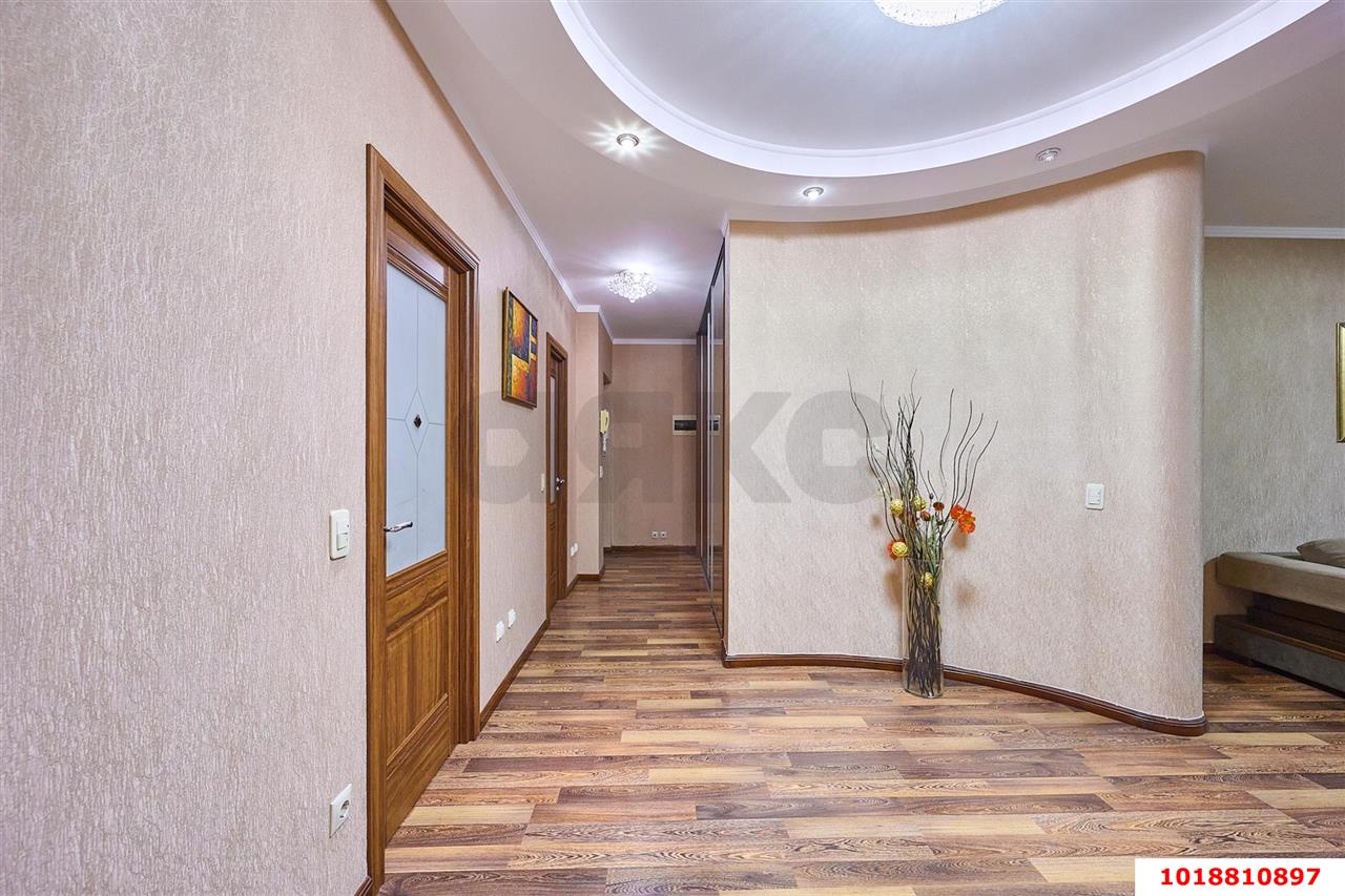 Фото №13: 2-комнатная квартира 78&nbsp;м², 10/18&nbsp;эт. - Краснодар, Прикубанский внутригородской округ, мкр. Фестивальный, ул. Гагарина, 232