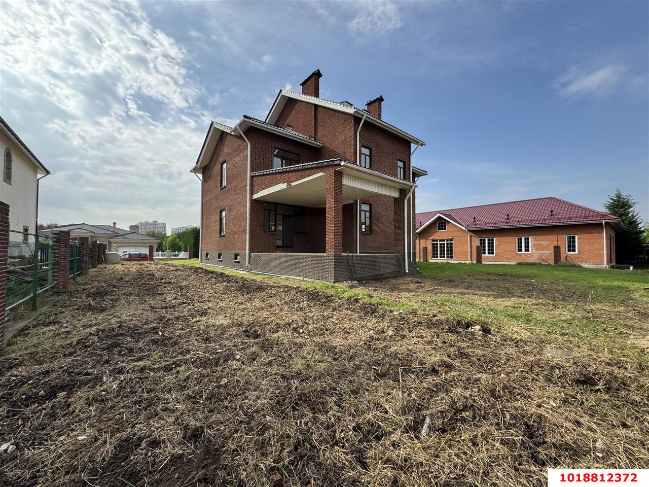 Фото №10: Дом 640&nbsp;м² + 12&nbsp;сот., 3&nbsp;эт. - Краснодар, Прикубанский внутригородской округ, мкр. Немецкая Деревня, ул. Саксонская, 6