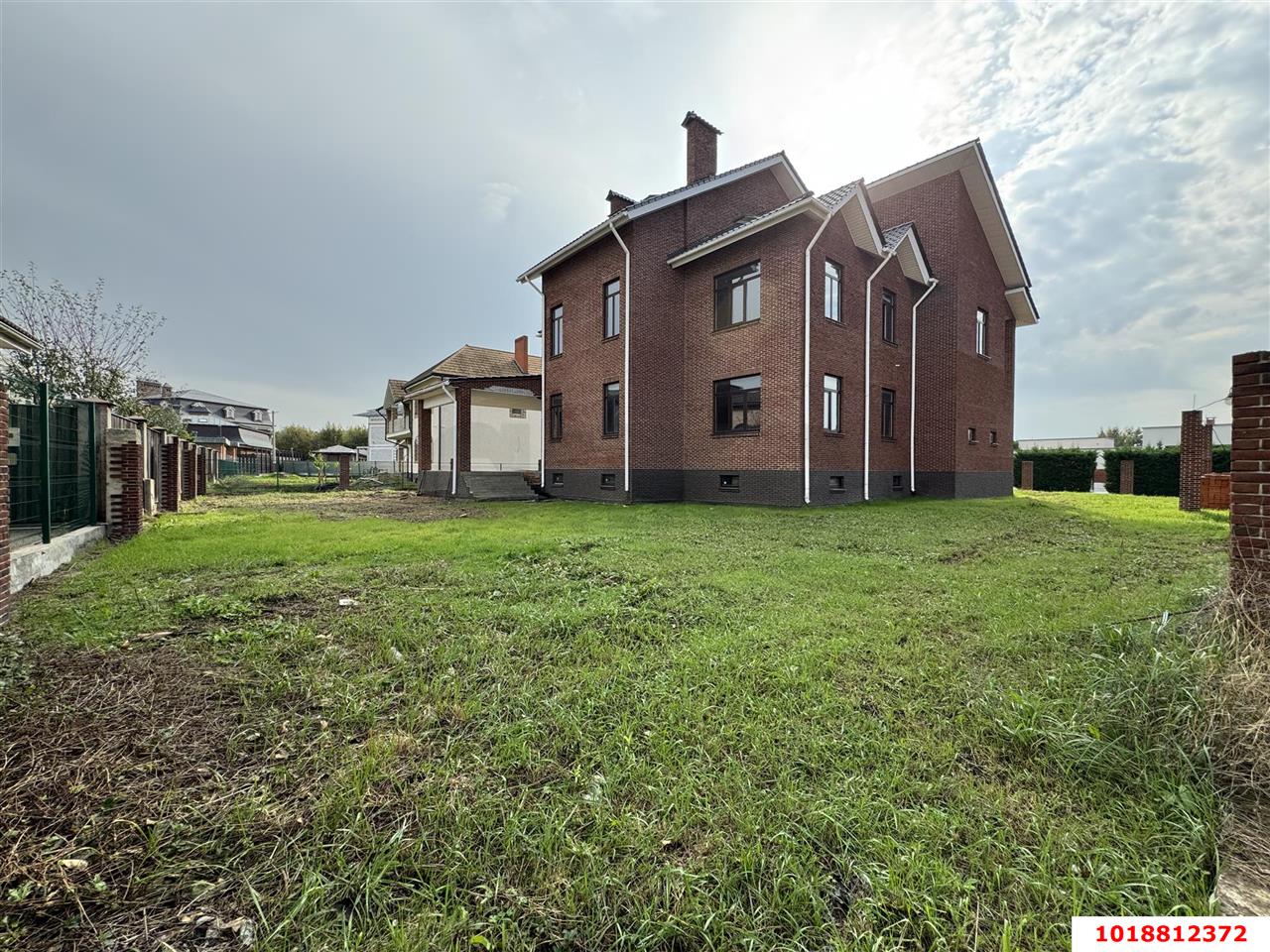 Фото №4: Дом 640&nbsp;м² + 12&nbsp;сот., 3&nbsp;эт. - Краснодар, Прикубанский внутригородской округ, мкр. Немецкая Деревня, ул. Саксонская, 6