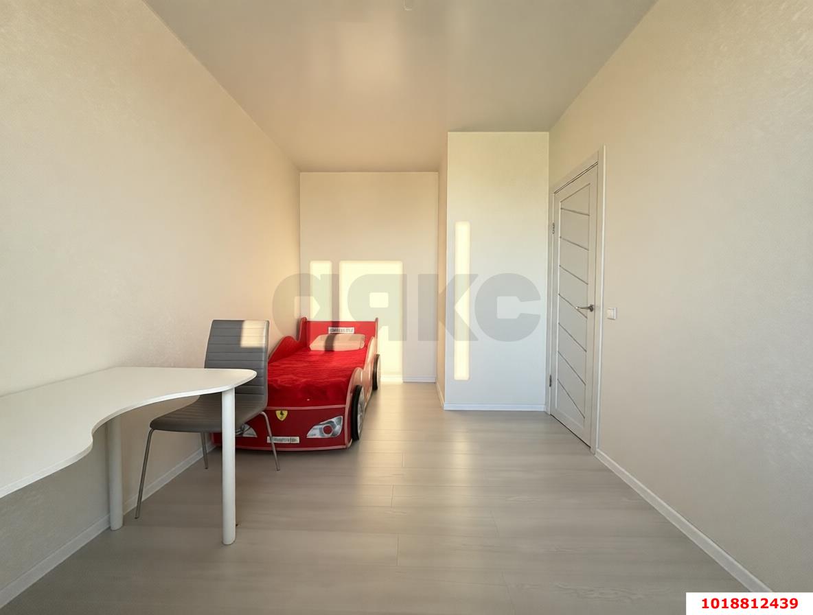Фото №4: 1-комнатная квартира 45&nbsp;м², 10/16&nbsp;эт. - Краснодар, Прикубанский внутригородской округ, жилой комплекс Грин Лайф, мкр. имени Петра Метальникова, ул. Петра Метальникова, 28