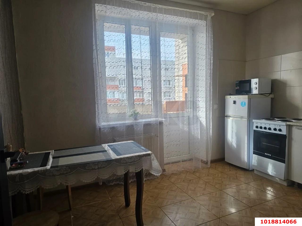 Фото №3: 1-комнатная квартира 40&nbsp;м², 13/16&nbsp;эт. - Краснодар, Прикубанский внутригородской округ, мкр. Восточно-Кругликовский, ул. им. Героя Яцкова И.В., 8