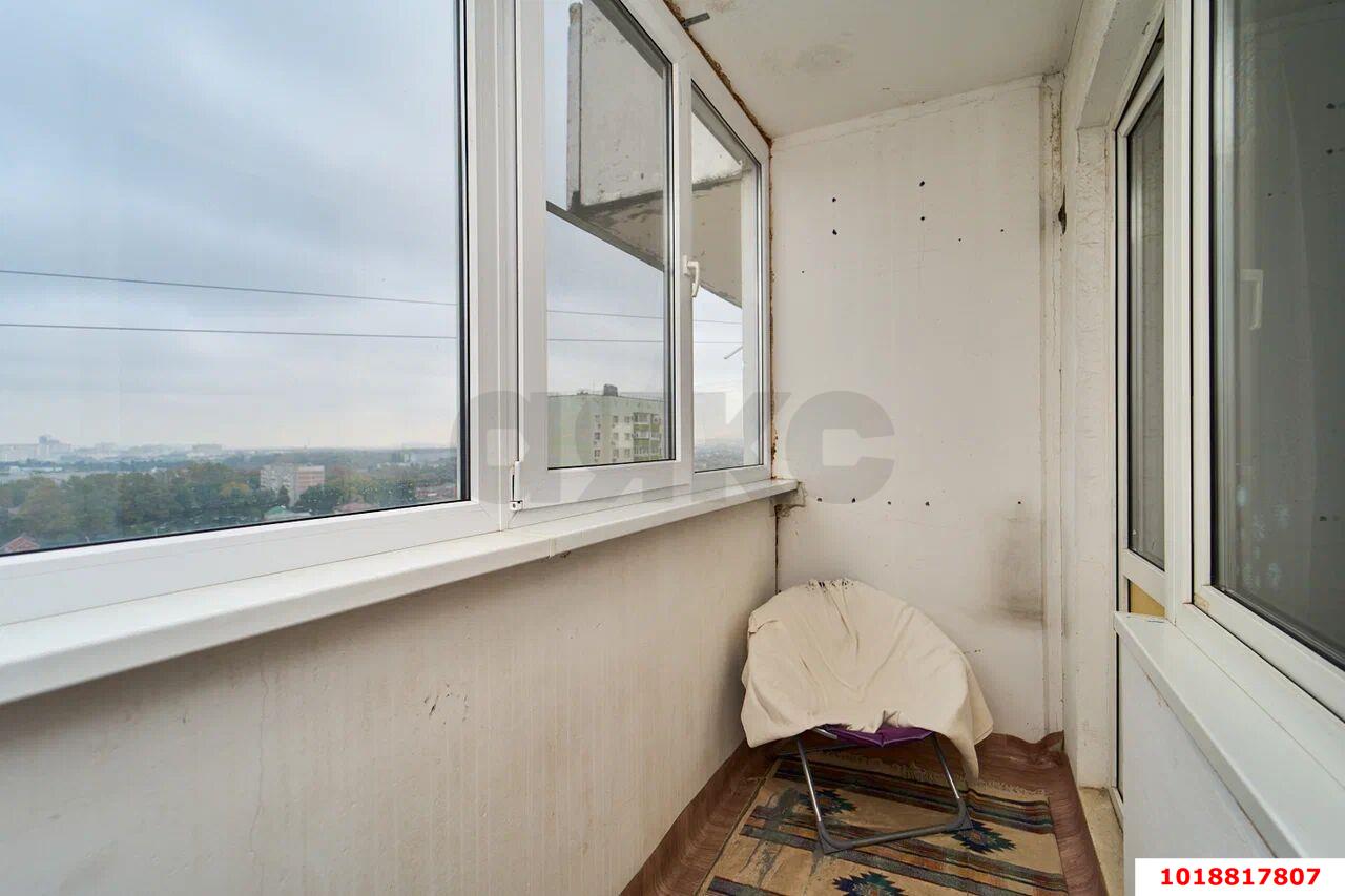 Фото №10: 2-комнатная квартира 65&nbsp;м², 16/16&nbsp;эт. - Краснодар, Сельскохозяйственный Институт, мкр. Западный внутригородской округ, ул. Киевская, 1