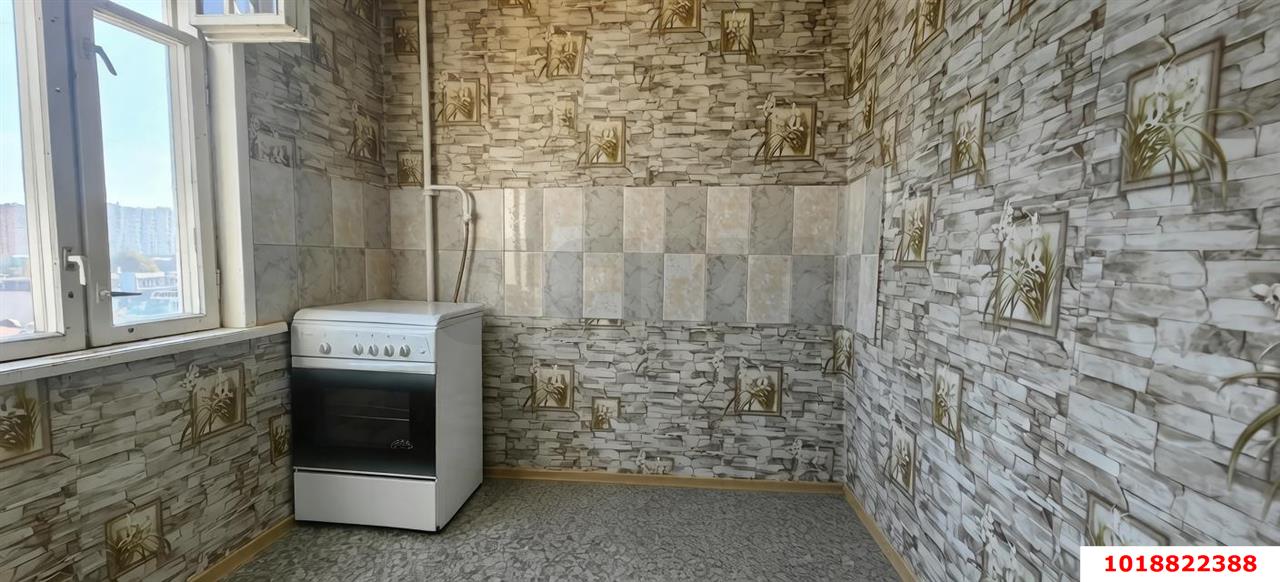 Фото №2: 2-комнатная квартира 43&nbsp;м², 7/9&nbsp;эт. - Краснодар, Прикубанский внутригородской округ, мкр. Краевая Клиническая Больница, ул. имени 40-летия Победы, 69