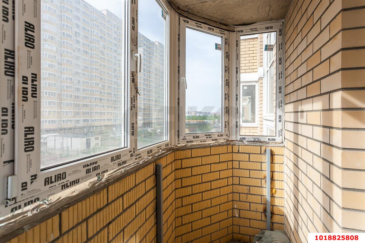 Фото №7: 1-комнатная квартира 34&nbsp;м², 3/19&nbsp;эт. - Краснодар, Прикубанский внутригородской округ, Славянский, мкр. Светлоград, ул. Красных Партизан, 1/4к16