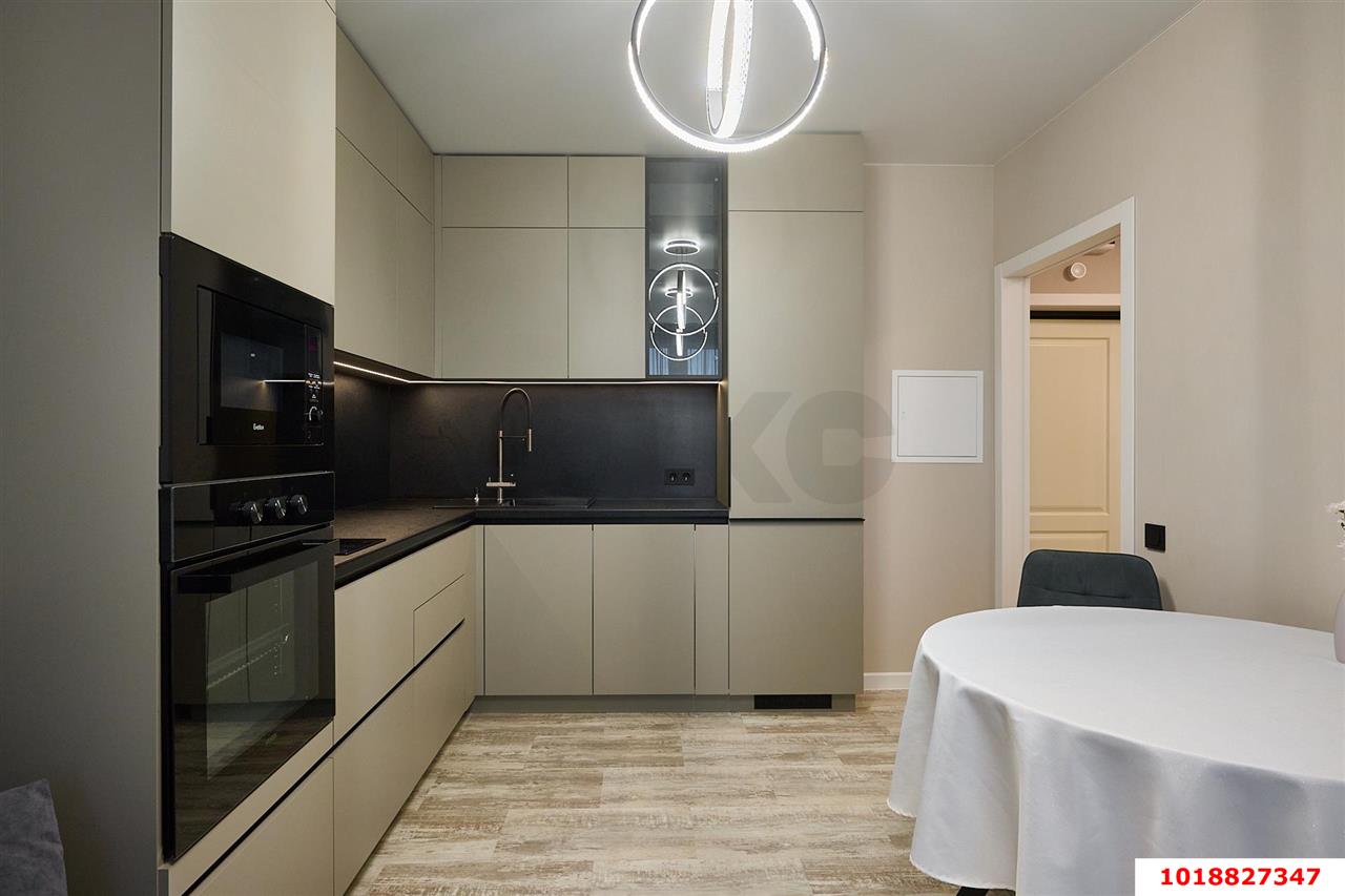 Фото №3: 2-комнатная квартира 55&nbsp;м², 14/23&nbsp;эт. - Краснодар, Центральный внутригородской округ, Табачная Фабрика, мкр. ЖК Все Свои Вип, ул. Колхозная, 5/2