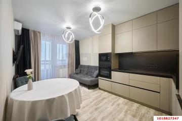 Фото №1: 2-комнатная квартира 52 м², 14/23 эт. - Краснодар, мкр. ЖК Все Свои Вип, ул. Колхозная, 5/2