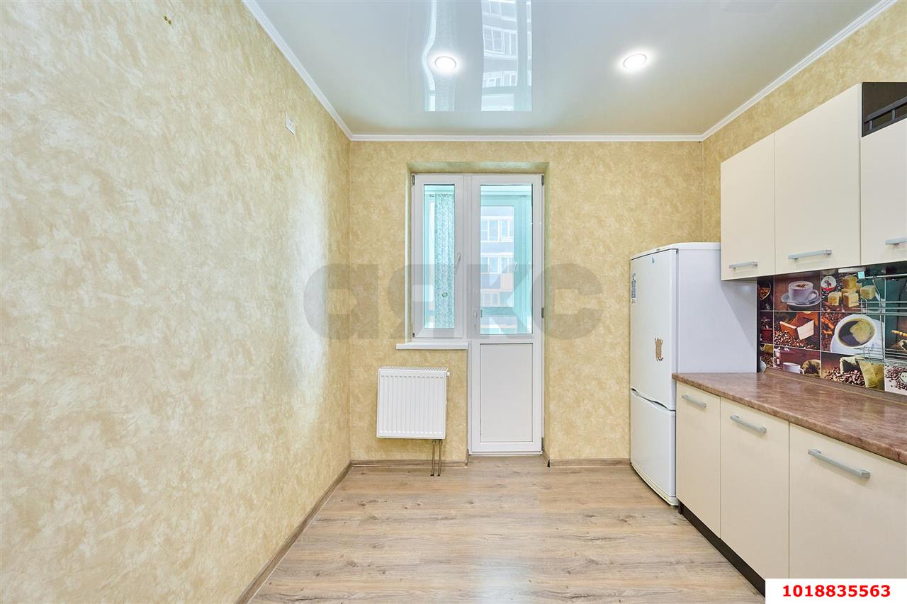 Фото №4: 1-комнатная квартира 41&nbsp;м², 13/22&nbsp;эт. - Краснодар, Прикубанский внутригородской округ, Восточно-Кругликовский, мкр. ЖК Возрождение, ул. имени 40-летия Победы, 131
