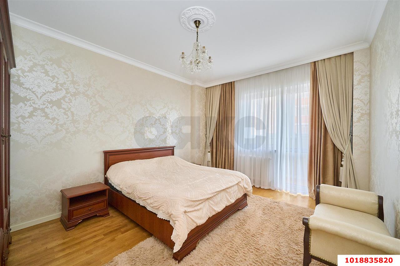 Фото №4: 2-комнатная квартира 82&nbsp;м², 9/16&nbsp;эт. - Краснодар, Прикубанский внутригородской округ, Фестивальный, мкр. Солнечный, ул. Памяти Чернобыльцев, 8