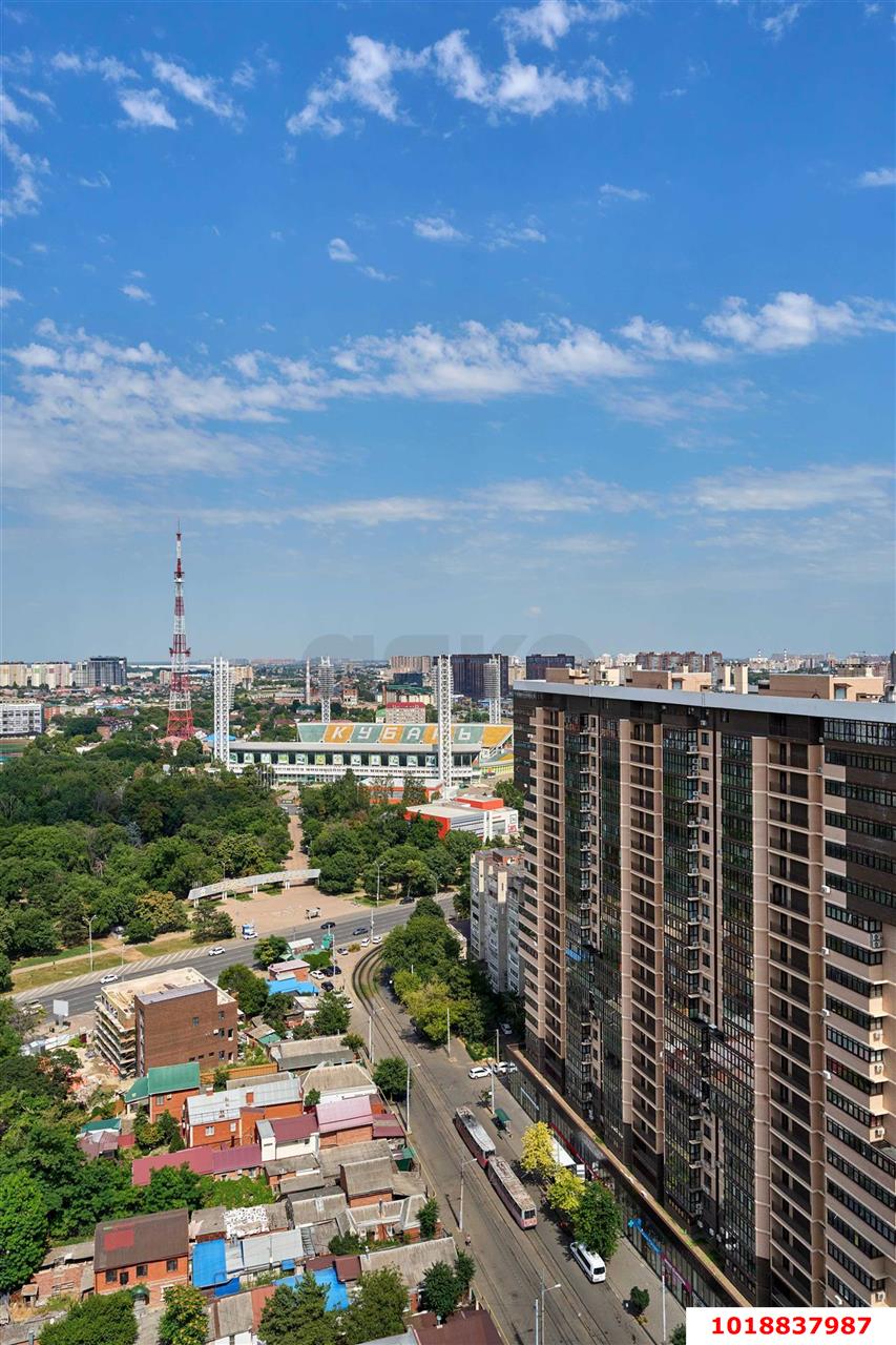 Фото №12: 1-комнатная квартира 45&nbsp;м², 2/25&nbsp;эт. - Краснодар, Центральный внутригородской округ, ЖК Краснодар, мкр. Центральный, ул. Железнодорожная, 23/1