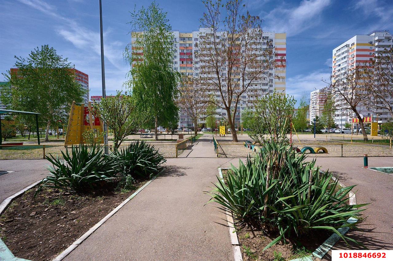 Фото №16: 2-комнатная квартира 63&nbsp;м², 15/16&nbsp;эт. - Краснодар, Прикубанский внутригородской округ, мкр. Восточно-Кругликовский, ул. Генерала Трошева, 39