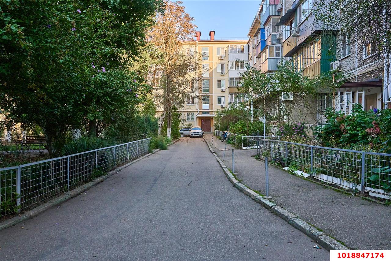 Фото №14: 1-комнатная квартира 34&nbsp;м², 3/5&nbsp;эт. - Краснодар, Карасунский внутригородской округ, мкр. Гидростроителей, ул. Гидростроителей, 16