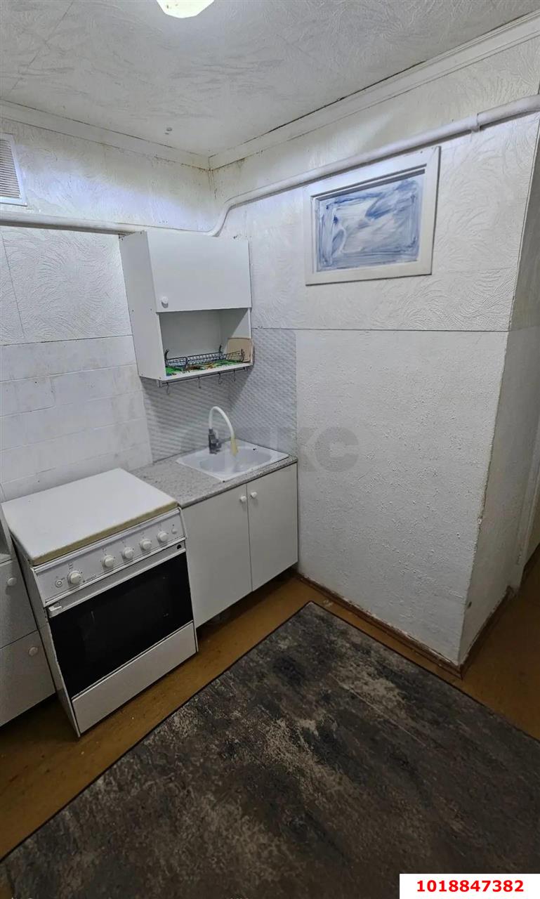 Фото №2: 2-комнатная квартира 50&nbsp;м², 1/5&nbsp;эт. - Краснодар, Карасунский внутригородской округ, мкр. Гидростроителей, ул. Трудовой Славы, 20