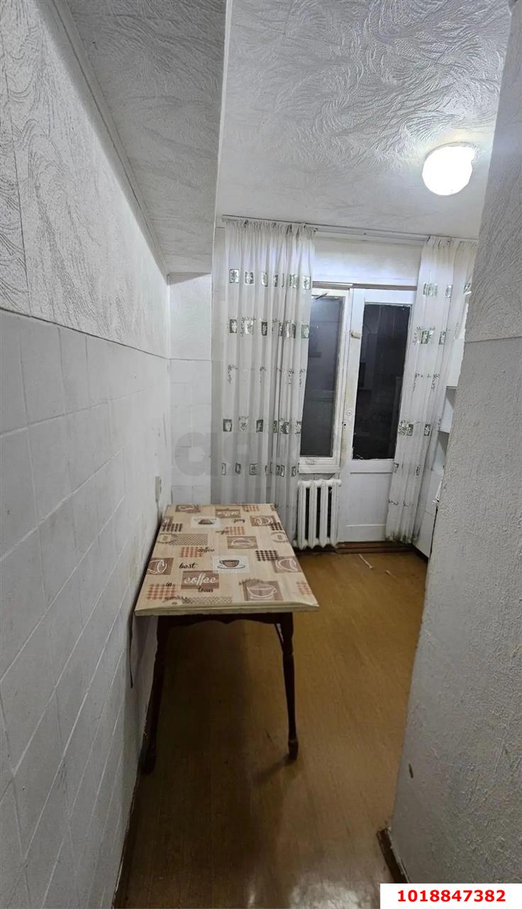 Фото №3: 2-комнатная квартира 50&nbsp;м², 1/5&nbsp;эт. - Краснодар, Карасунский внутригородской округ, мкр. Гидростроителей, ул. Трудовой Славы, 20