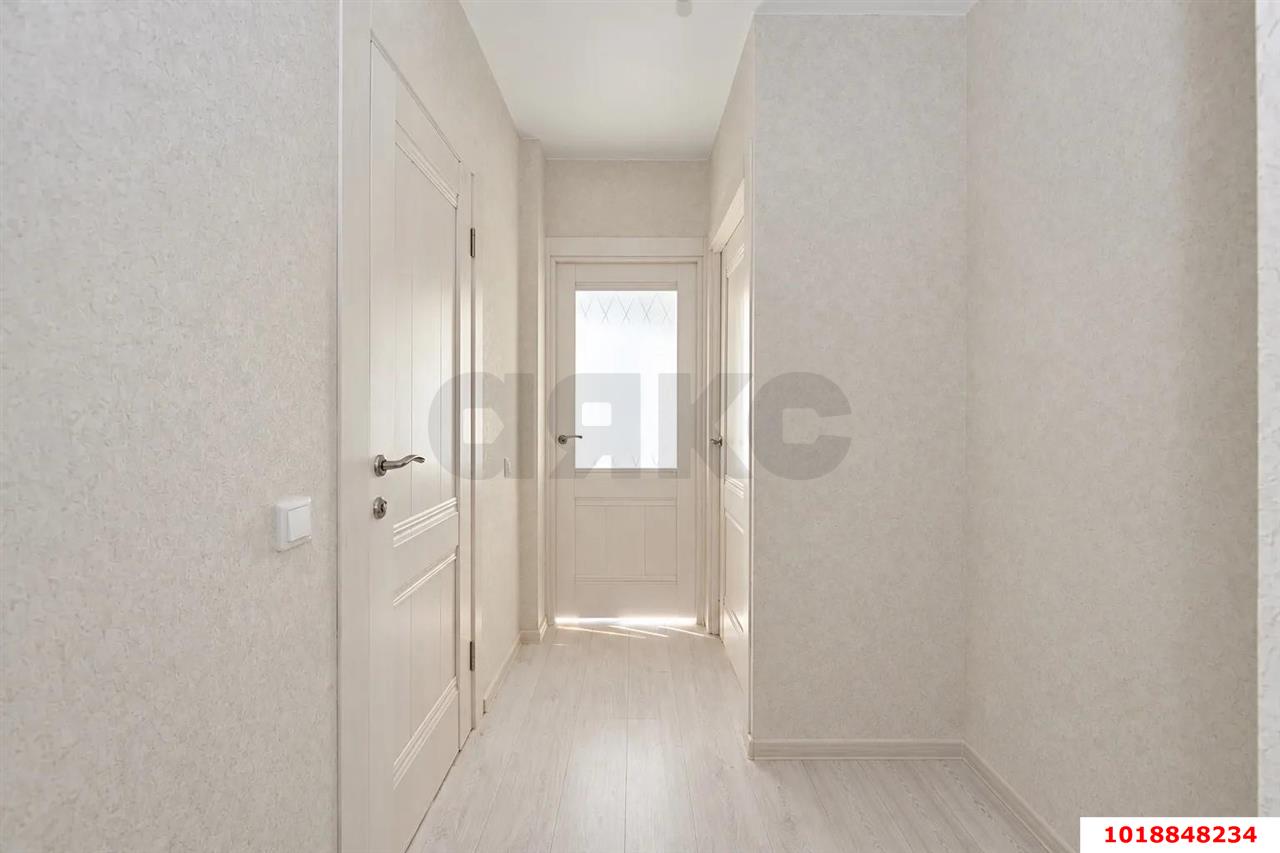 Фото №9: 1-комнатная квартира 40&nbsp;м², 14/17&nbsp;эт. - Краснодар, Прикубанский внутригородской округ, Восточный, мкр. жилой комплекс Квартал № 6, ул. имени Героя Советского Союза Якова Кобзаря, 2