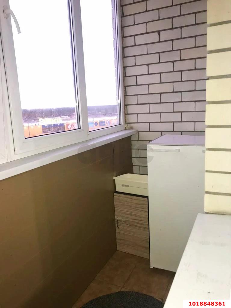 Фото №7: Студия 20&nbsp;м², 8/8&nbsp;эт. - Краснодар, Прикубанский внутригородской округ, Славянский, мкр. Светлоград, ул. Красных Партизан, 1/3к1