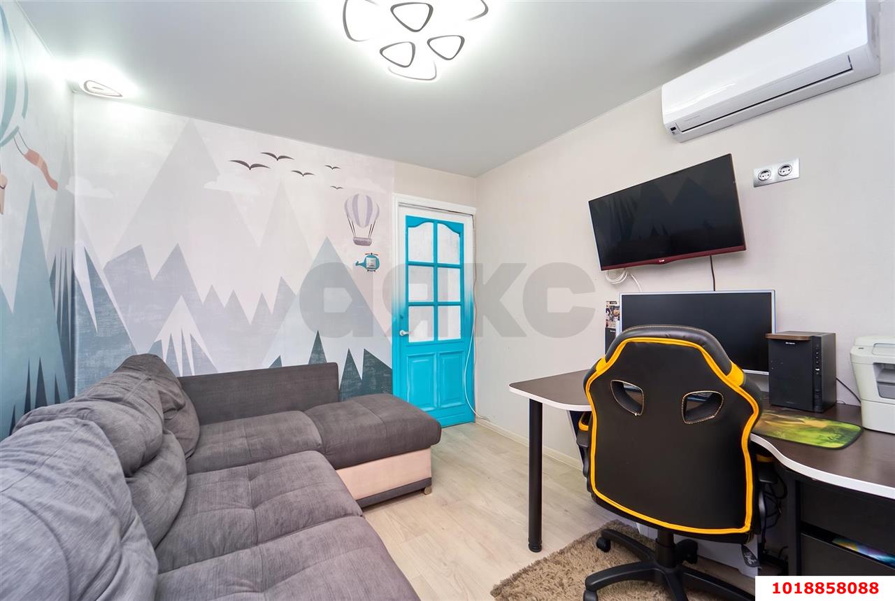 Фото №10: 3-комнатная квартира 65&nbsp;м², 2/5&nbsp;эт. - Краснодар, Западный внутригородской округ, мкр. Фестивальный, ул. Свободы, 11