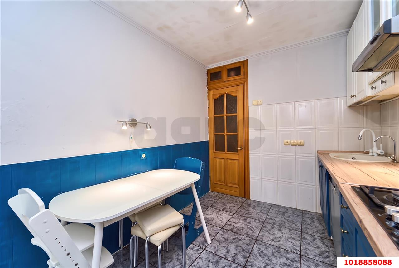 Фото №3: 3-комнатная квартира 65&nbsp;м², 2/5&nbsp;эт. - Краснодар, Западный внутригородской округ, мкр. Фестивальный, ул. Свободы, 11