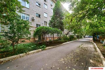 Фото №1: 3-комнатная квартира 65 м², 2/5 эт. - Краснодар, мкр. Фестивальный, ул. Свободы, 11