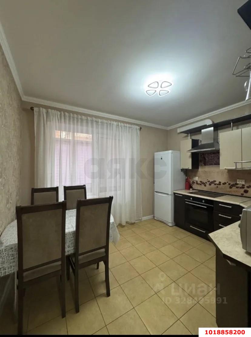Фото №4: 2-комнатная квартира 64&nbsp;м², 1/8&nbsp;эт. - Краснодар, Прикубанский внутригородской округ, мкр. Музыкальный, ул. Ангарская, 1/8