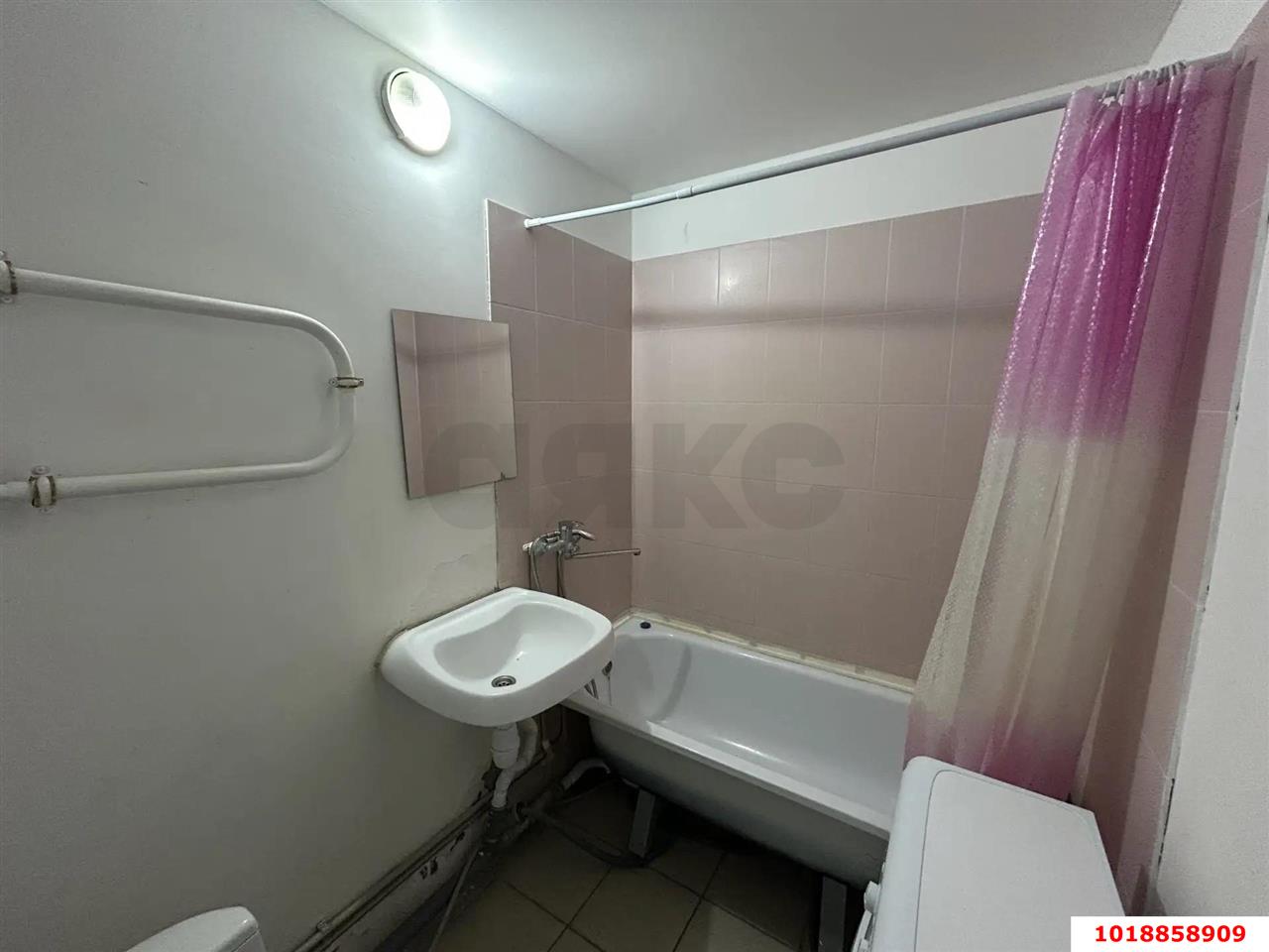 Фото №8: 1-комнатная квартира 38&nbsp;м², 2/16&nbsp;эт. - Краснодар, Прикубанский внутригородской округ, мкр. Московский, ул. им. Байбакова Н.К., 4