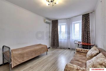 Фото №1: 2-комнатная квартира 61 м², 7/16 эт. - Краснодар, мкр. Западный внутригородской округ, ул. Фёдора Лузана, 4