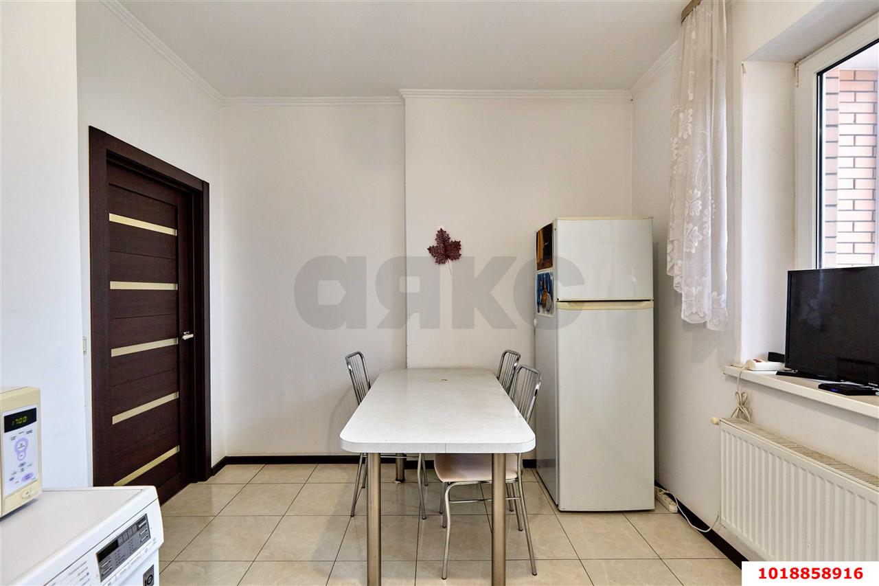 Фото №10: 2-комнатная квартира 61&nbsp;м², 7/16&nbsp;эт. - Краснодар, мкр. Западный внутригородской округ, ул. Фёдора Лузана, 4