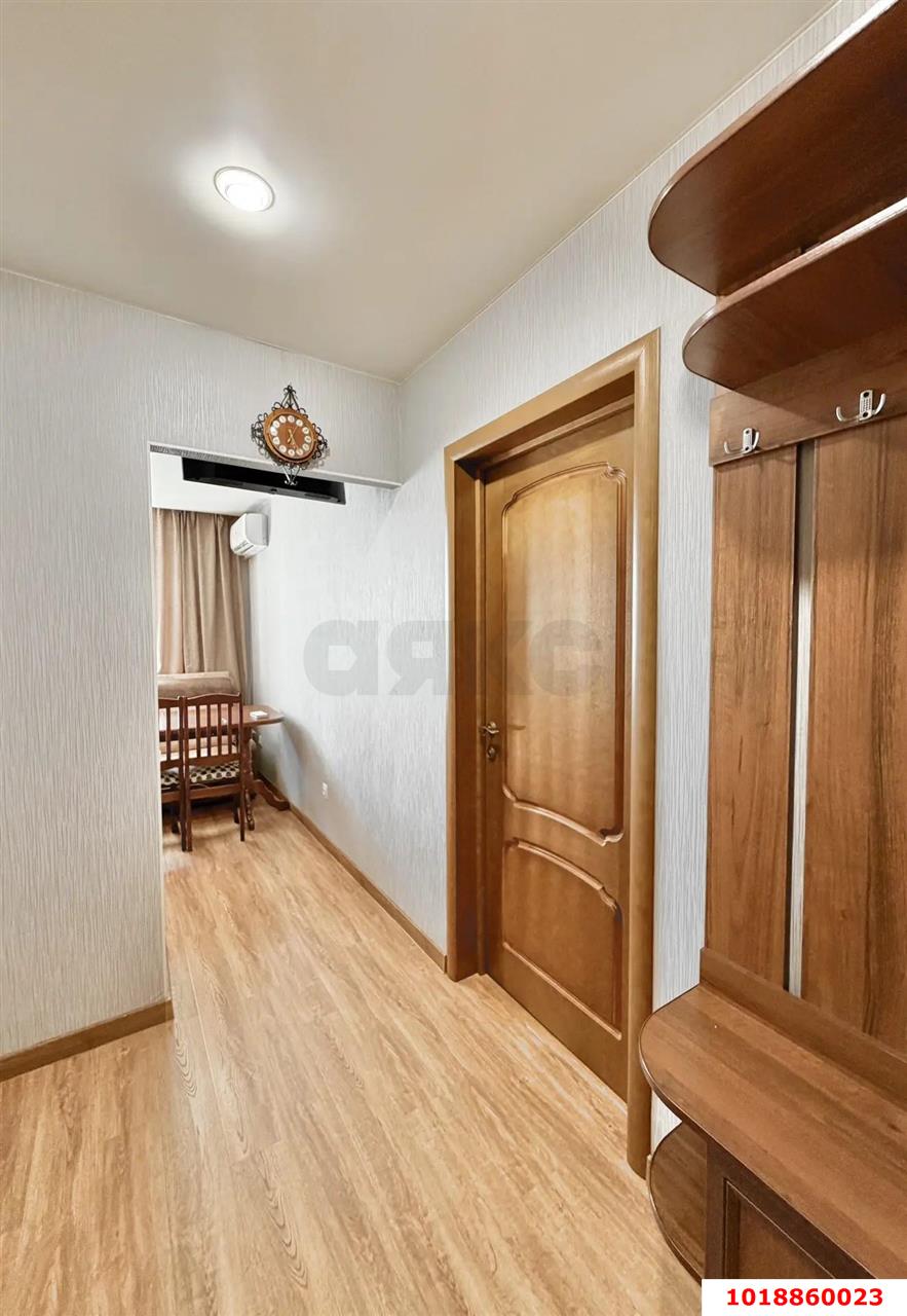 Фото №14: 1-комнатная квартира 49&nbsp;м², 15/16&nbsp;эт. - Краснодар, Прикубанский внутригородской округ, мкр. Завод Измерительных Приборов, ул. Карякина, 5к1