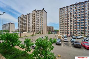 Фото №1: 3-комнатная квартира 58 м², 9/9 эт. - Новая Адыгея, мкр. жилой комплекс Другие Берега, ул. Береговая, 1к10