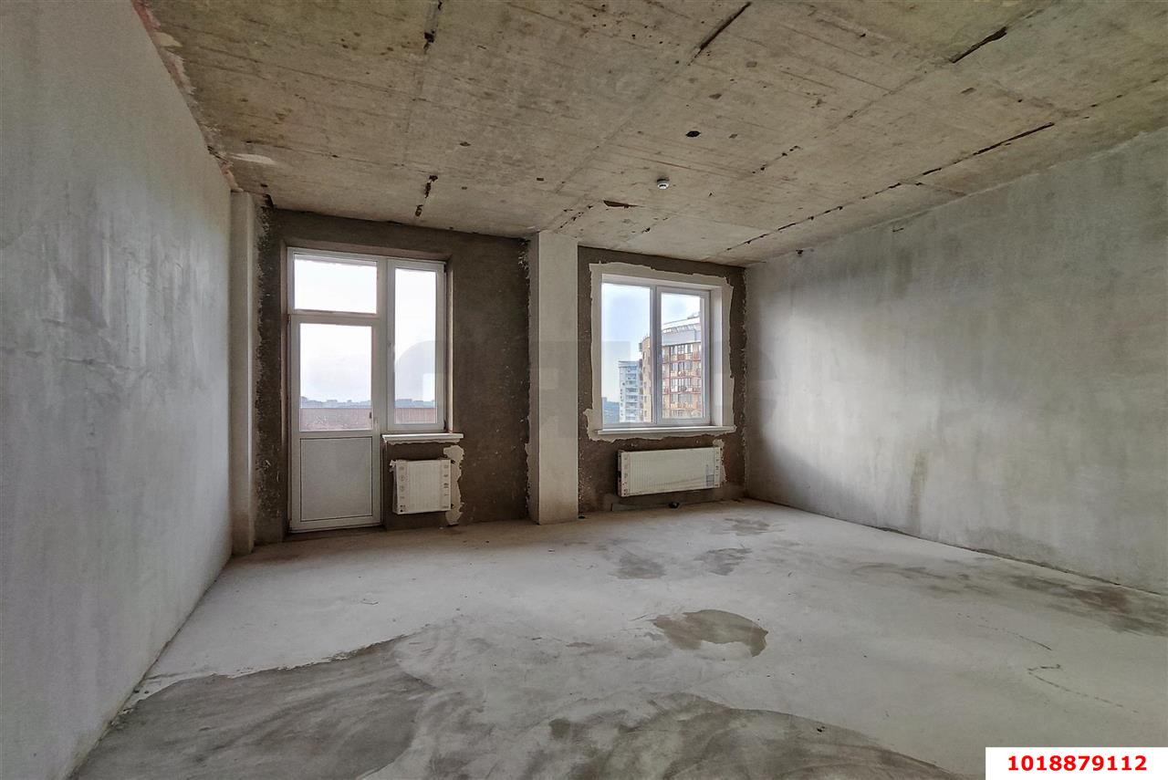 Фото №3: 1-комнатная квартира 73&nbsp;м², 3/16&nbsp;эт. - Краснодар, Западный внутригородской округ, мкр. Центральный, ул. Кубанская набережная, 56