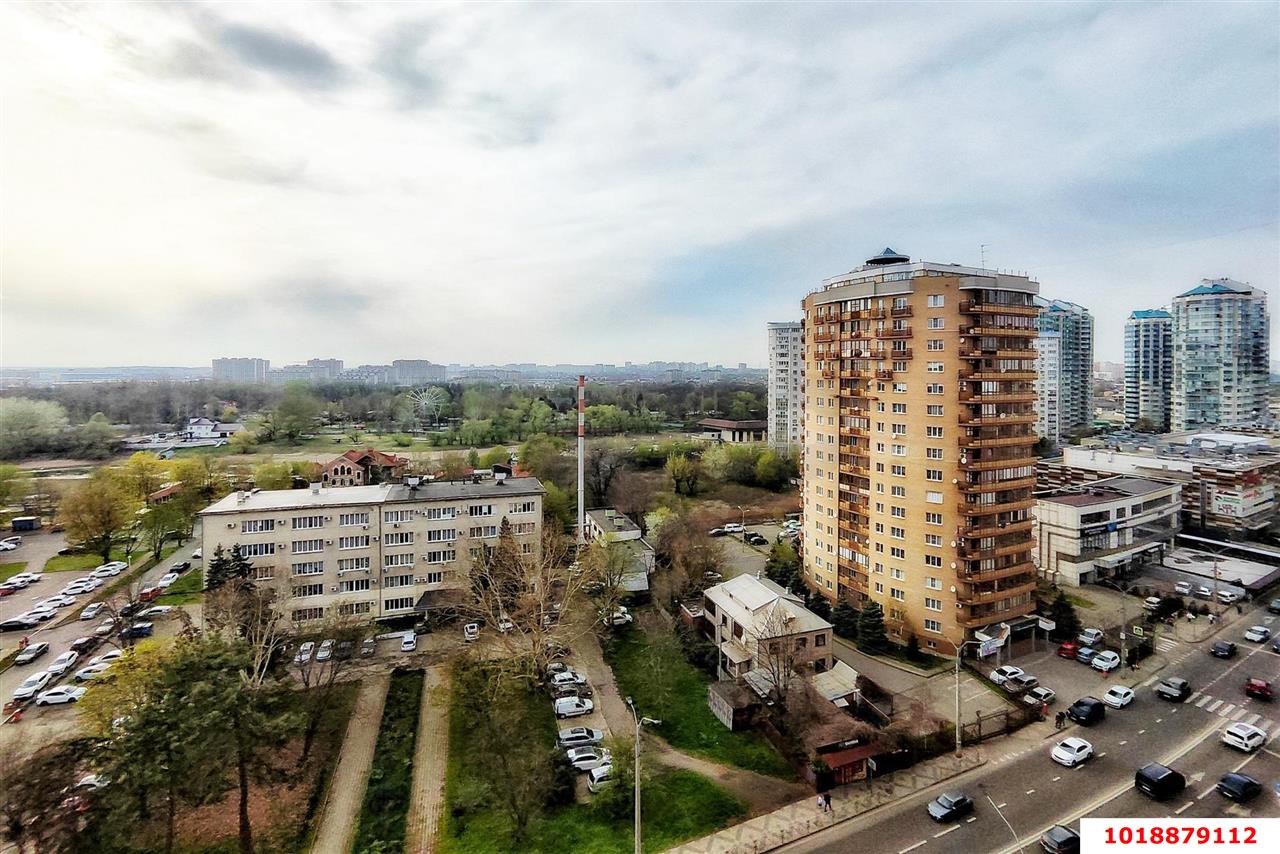 Фото №7: 1-комнатная квартира 73&nbsp;м², 3/16&nbsp;эт. - Краснодар, Западный внутригородской округ, мкр. Центральный, ул. Кубанская набережная, 56